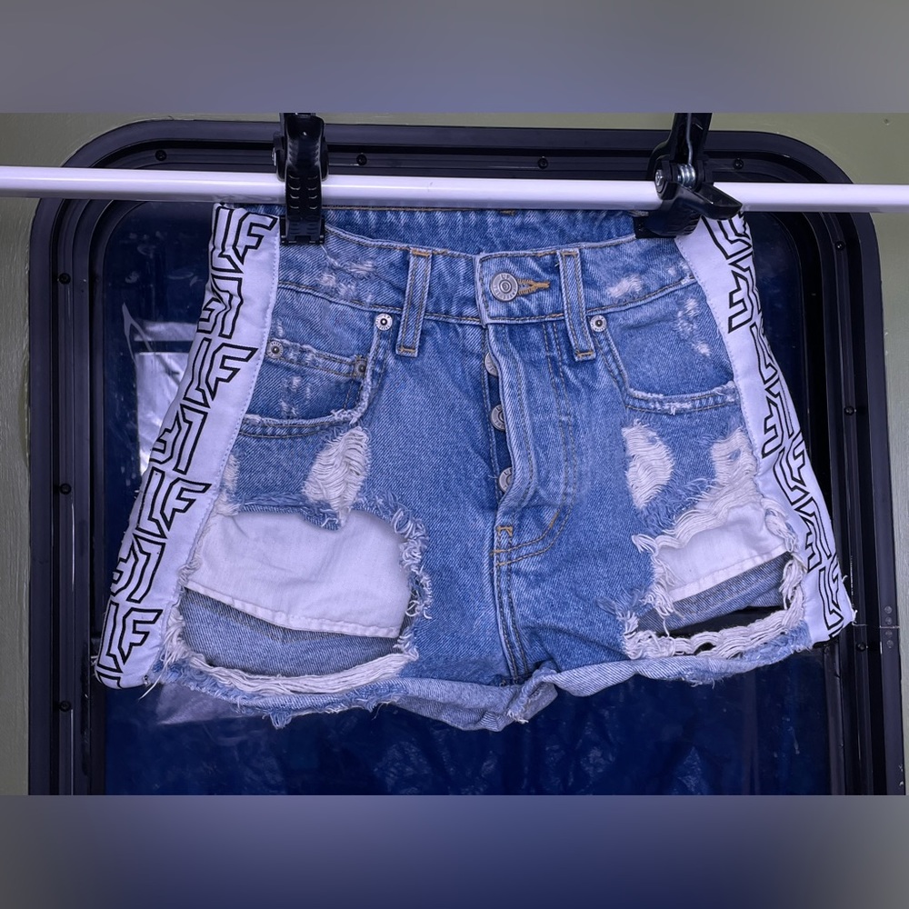 High Waisted Distressed Cheeky Shorts, Grapic Design on sides